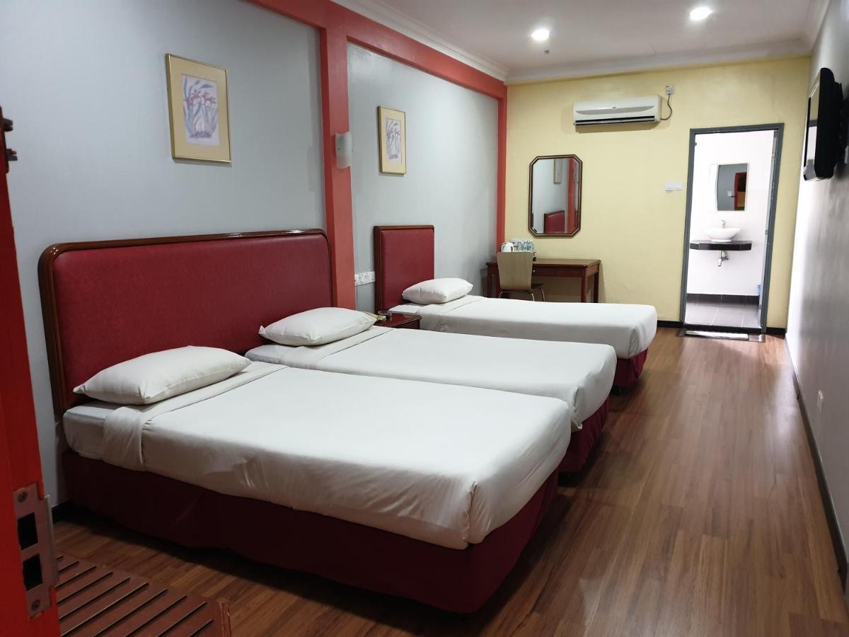 Classic Boutique Hotel Kuantan Esterno foto
