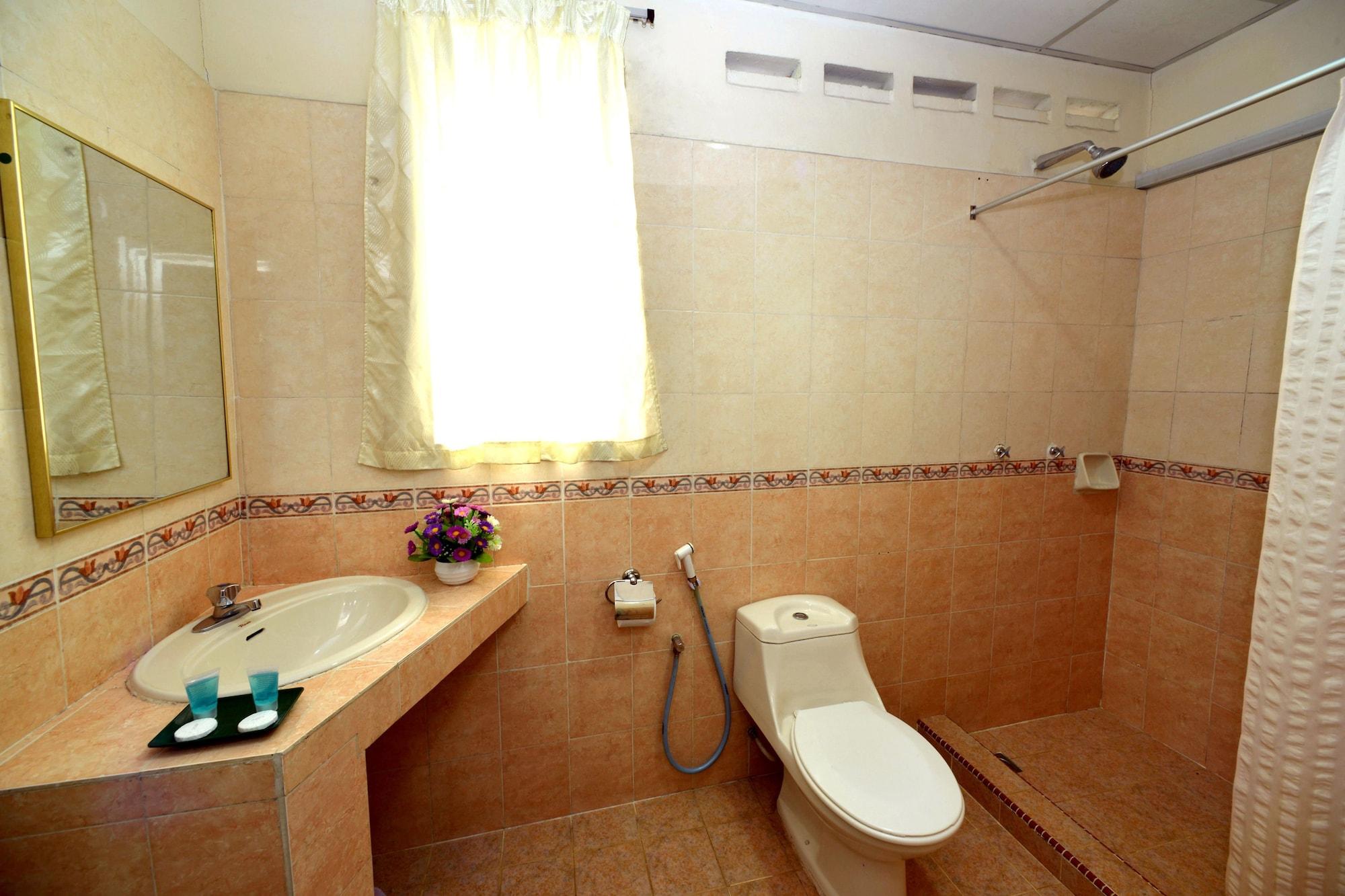 Classic Boutique Hotel Kuantan Esterno foto