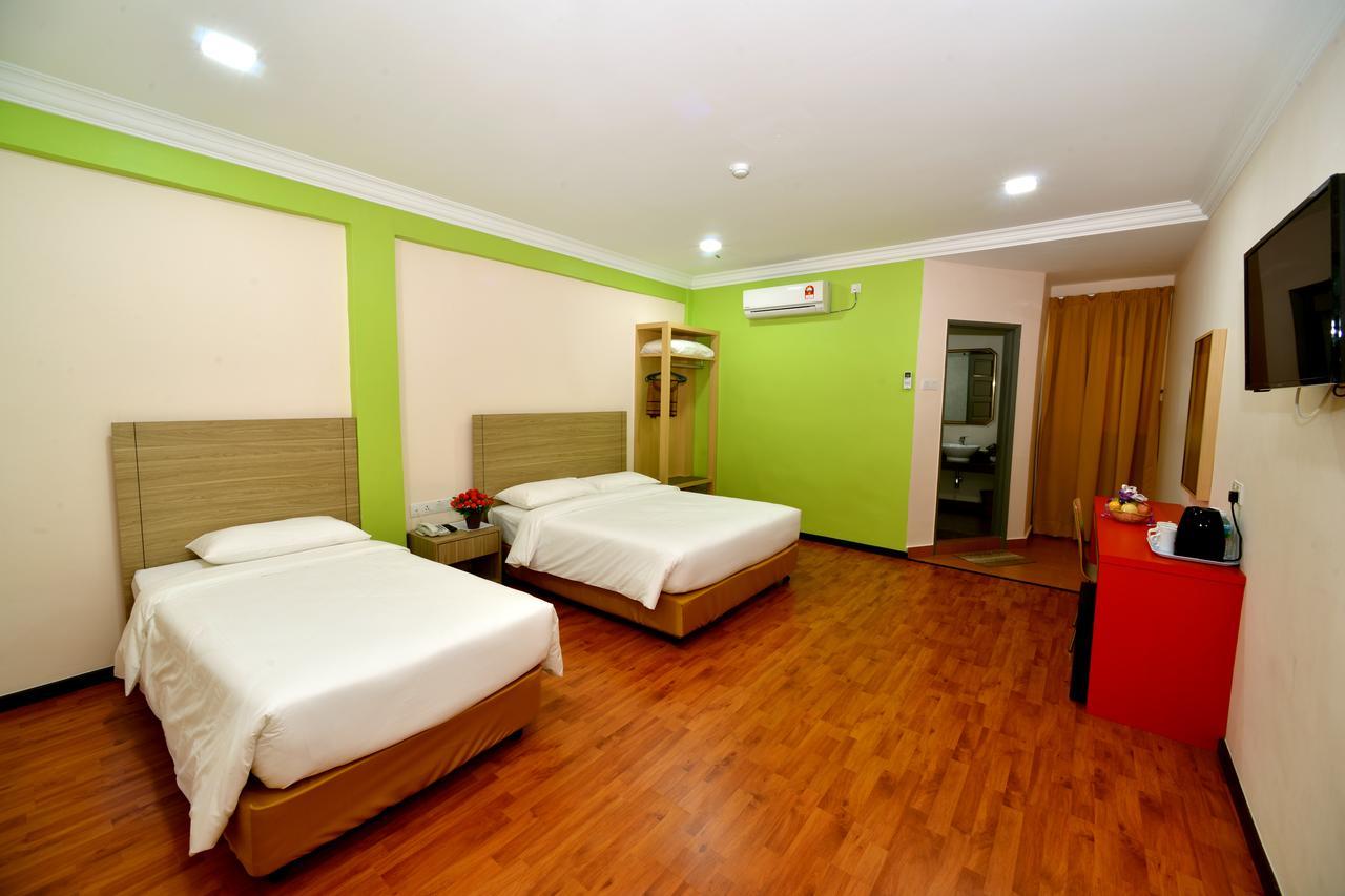 Classic Boutique Hotel Kuantan Esterno foto