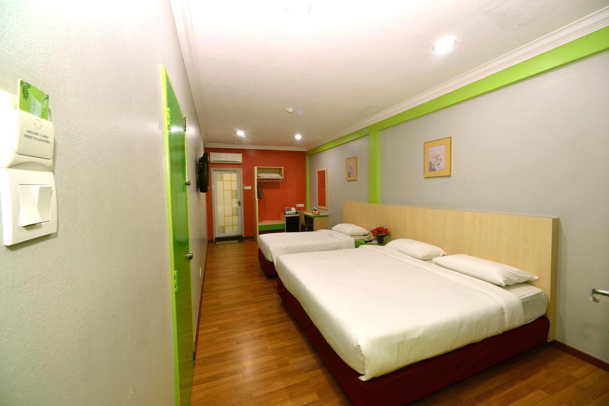 Classic Boutique Hotel Kuantan Esterno foto