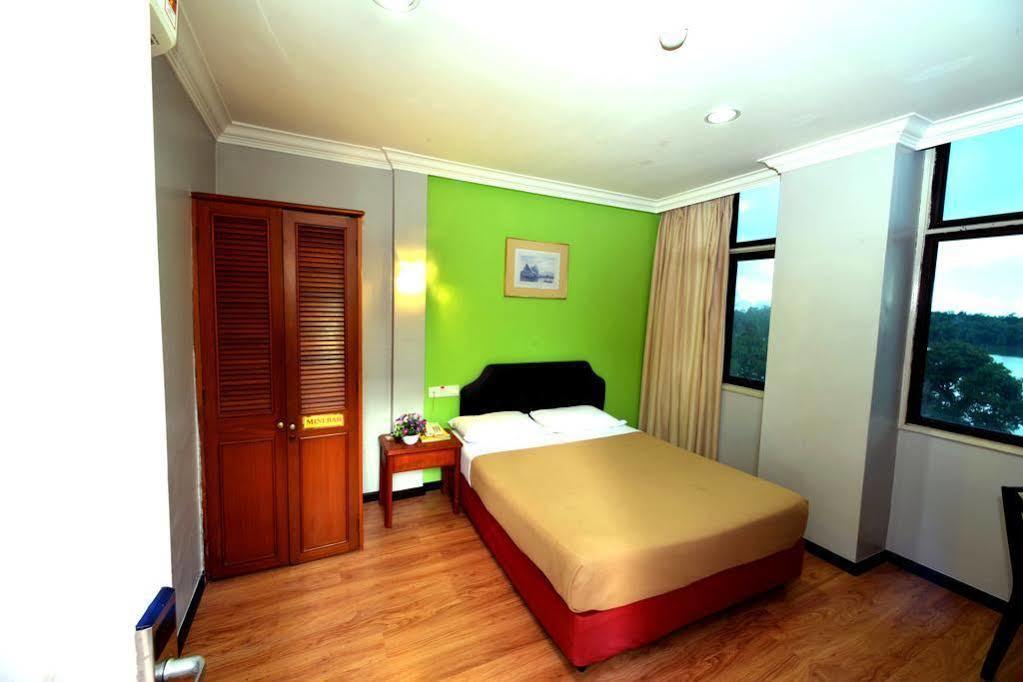 Classic Boutique Hotel Kuantan Esterno foto